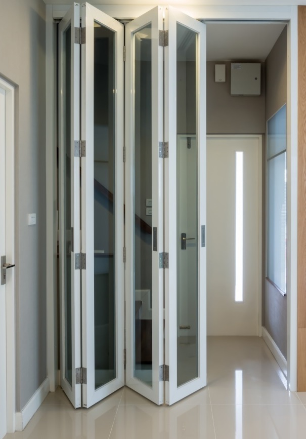 bifold door Borehamwood, Elstree, Well End, WD6